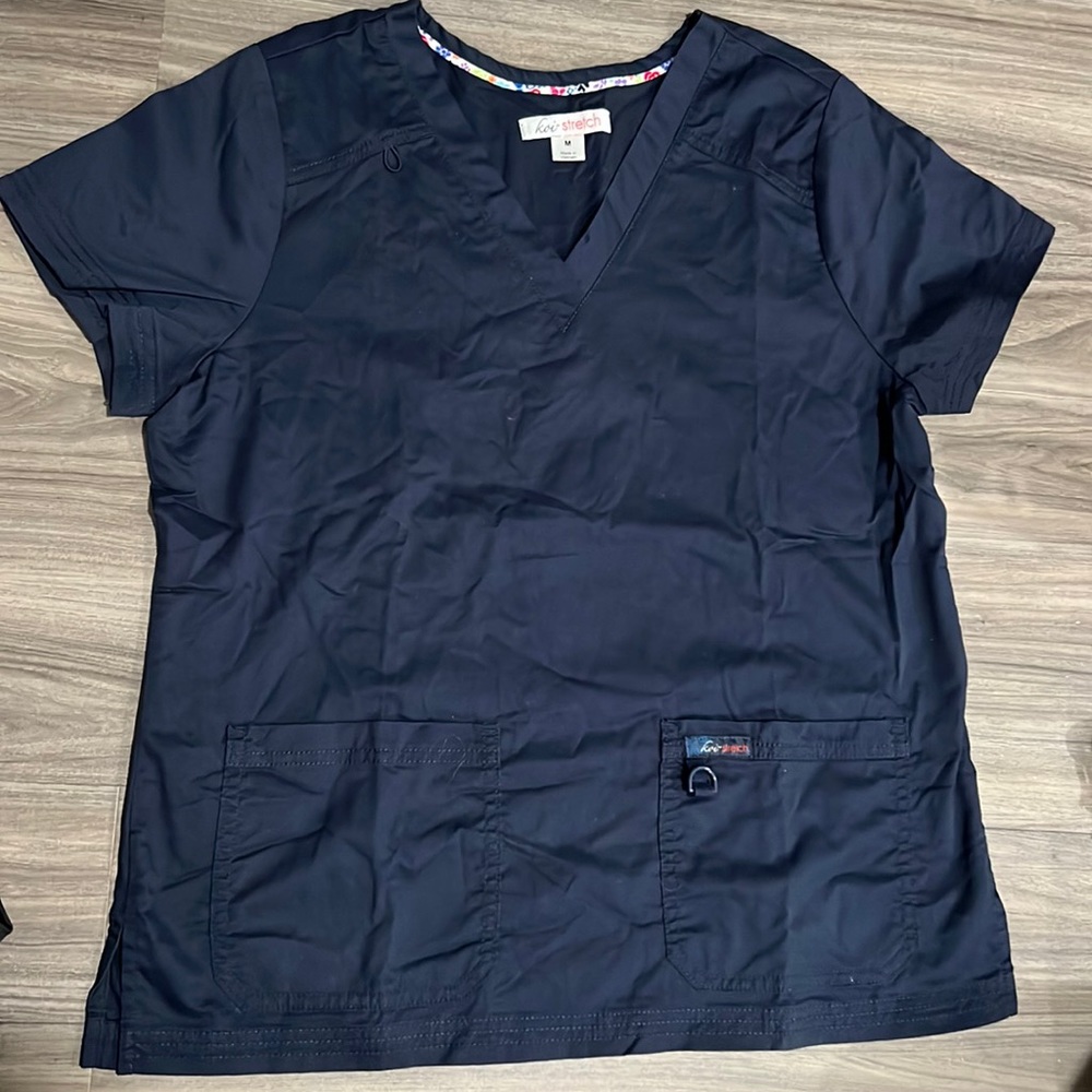 Koi Stretch scrub top